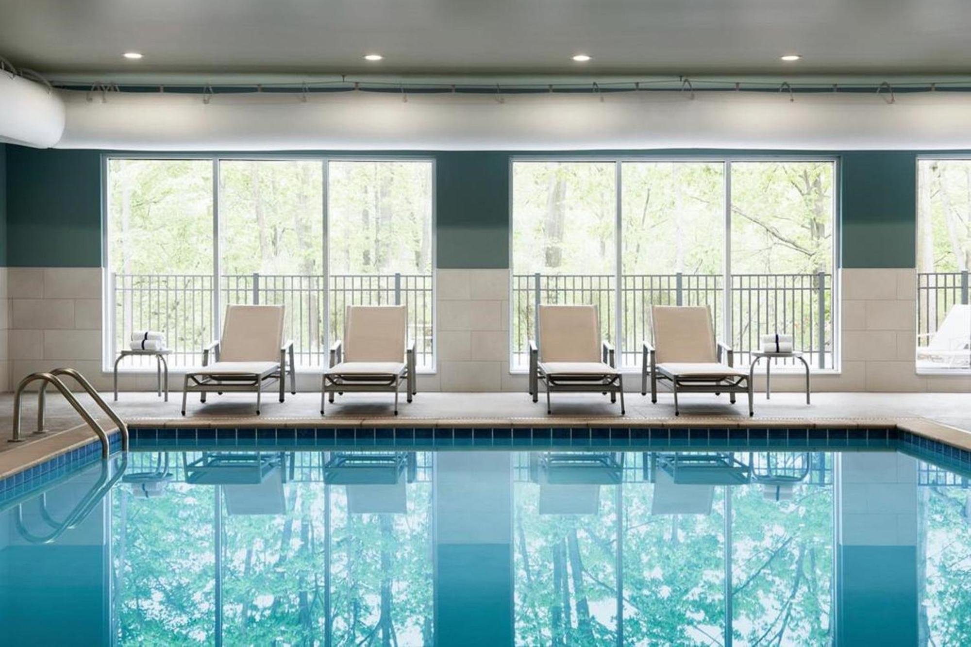 Holiday Inn Express & Suites Buford - Mall Of Georgia By Ihg Exteriör bild