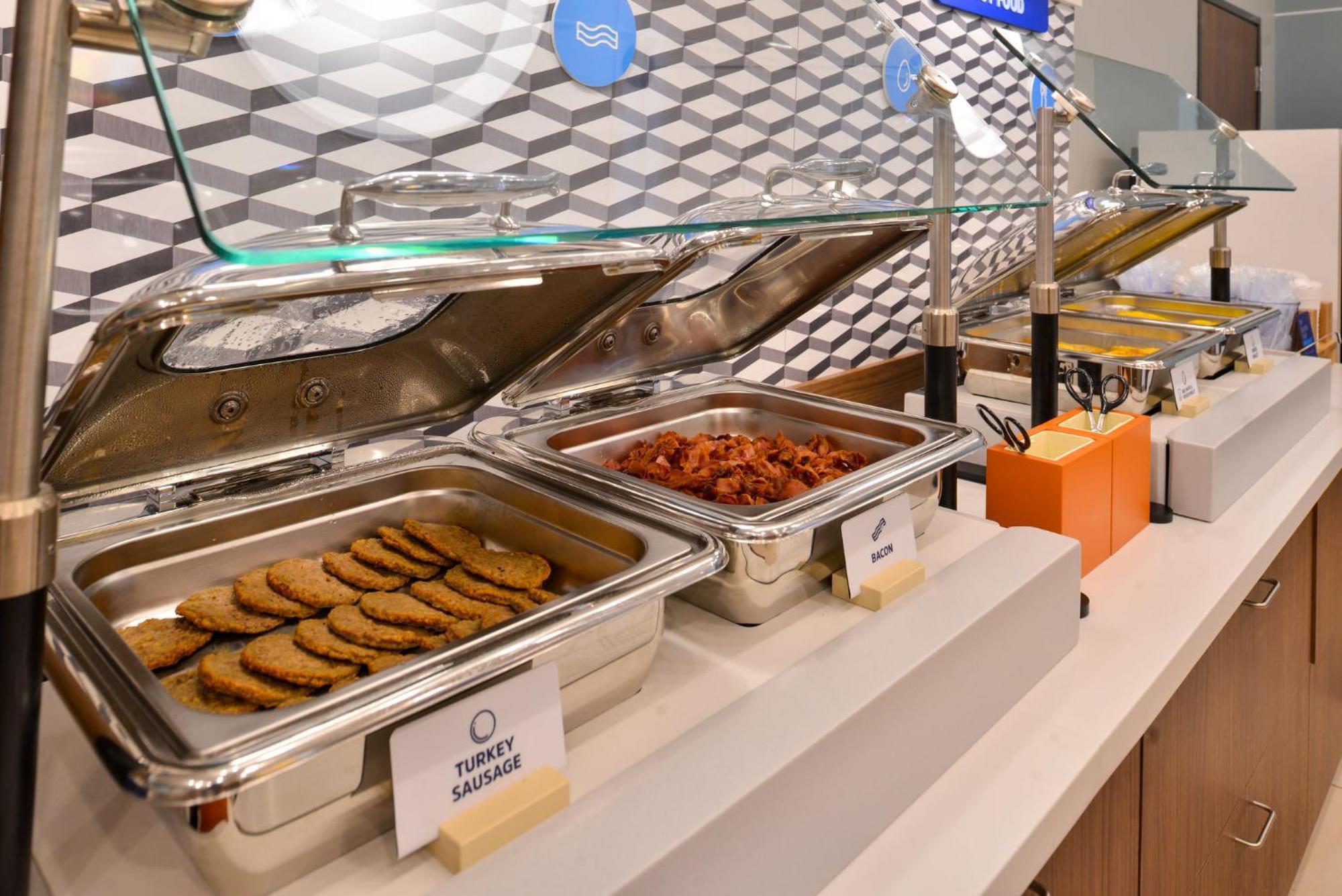 Holiday Inn Express & Suites Buford - Mall Of Georgia By Ihg Exteriör bild